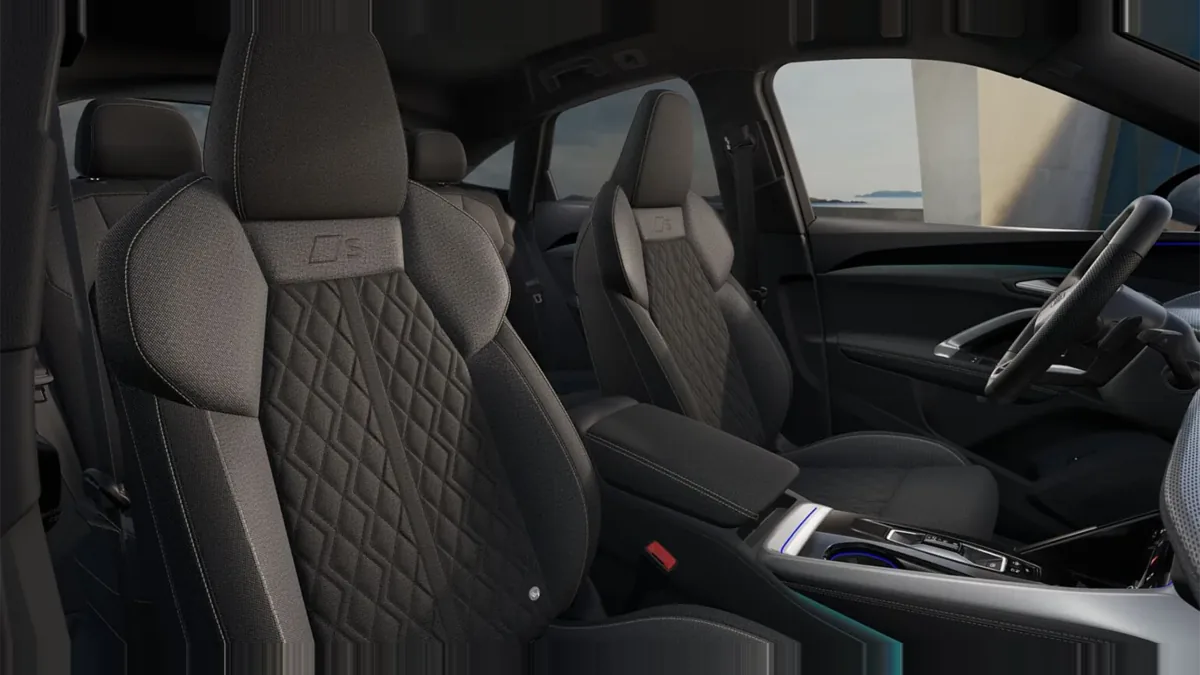 Audi Q5 Sportback S line TDI quattro 150kW (204CV) S tronic de renting para Burgos — Interior
