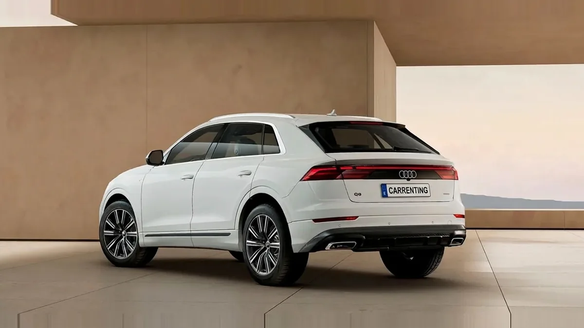 Audi Q8 SUV S line 45 TDI Quattro Tiptronic de renting para Burgos — Trasera