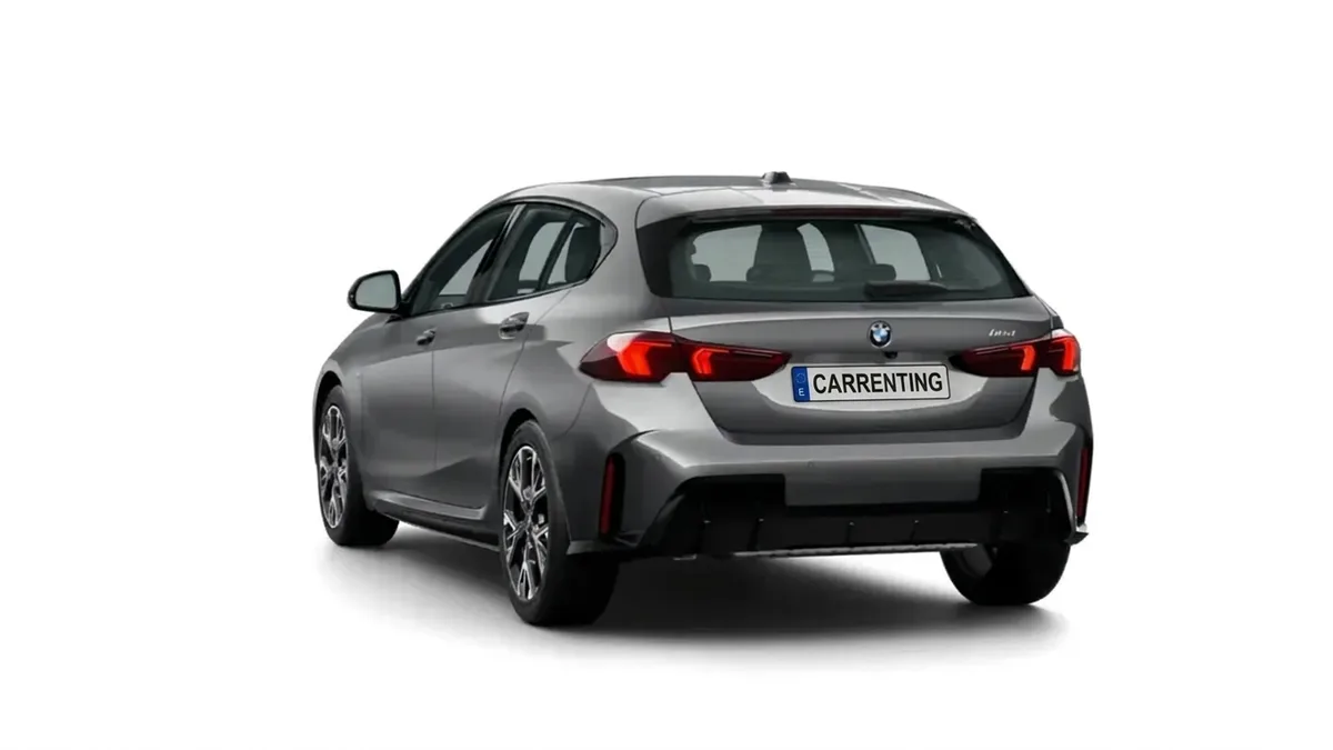BMW Serie 1 118d de renting para Burgos — Trasera