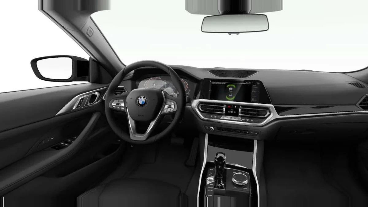 BMW Serie 4 420i Coupé de renting para Burgos — Lateral
