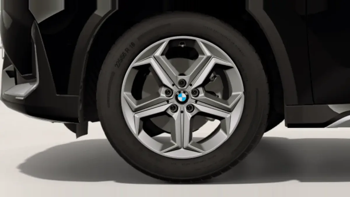 BMW X1 sDrive20d xLine 120kW de renting para Burgos — vista 6