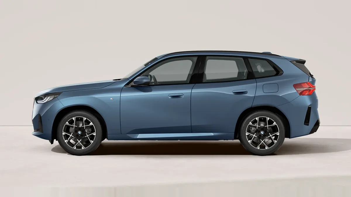 BMW X3 20d xDrive de renting para Burgos — Trasera