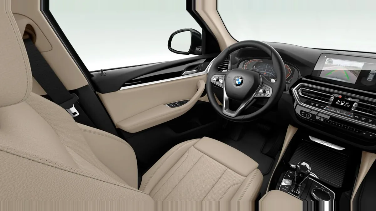 BMW X4 xDrive20d xLine de renting para Burgos — Trasera
