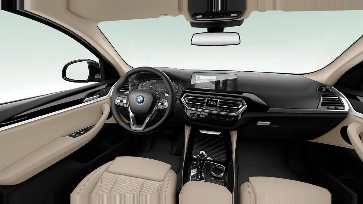 BMW X4 xDrive20d xLine de renting para Burgos — Delantera