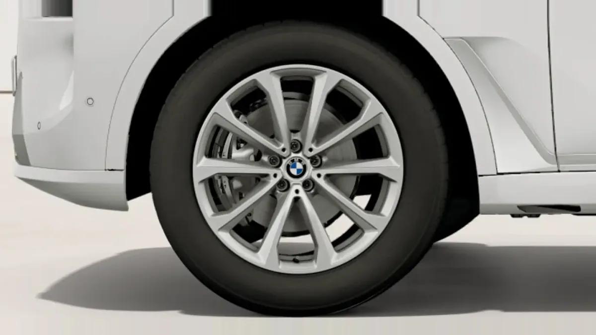 BMW X7 xDrive40i de renting para Burgos — vista 6