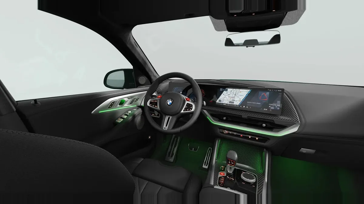 BMW XM 50e 350kW de renting para Burgos — Delantera