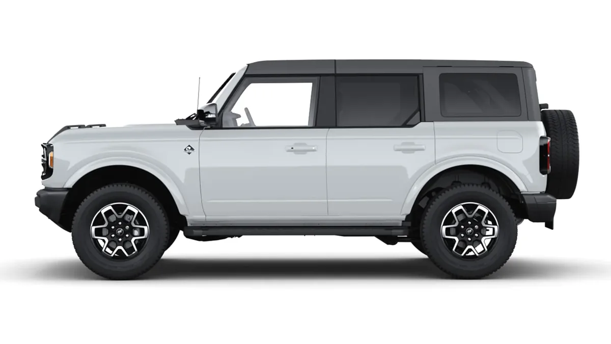 Ford Bronco Outer Banks 2.7 EcoBoost V6 335CV de renting para Burgos — Lateral