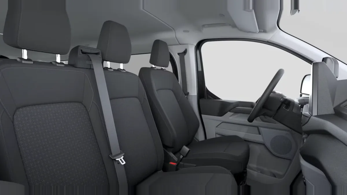 Ford TRANSIT Kombi 2.5 Duratec PHEV 171 340 L1 Trend de renting para Burgos — vista 6