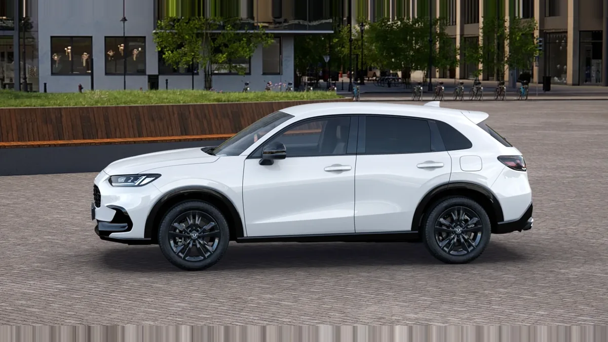 Honda ZR-V 2.0 i-MMD Sport 184CV MA de renting para Burgos — Lateral