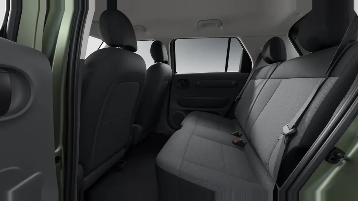 Hyundai Inster 97cv 42kWh Klass de renting para Burgos — vista 12