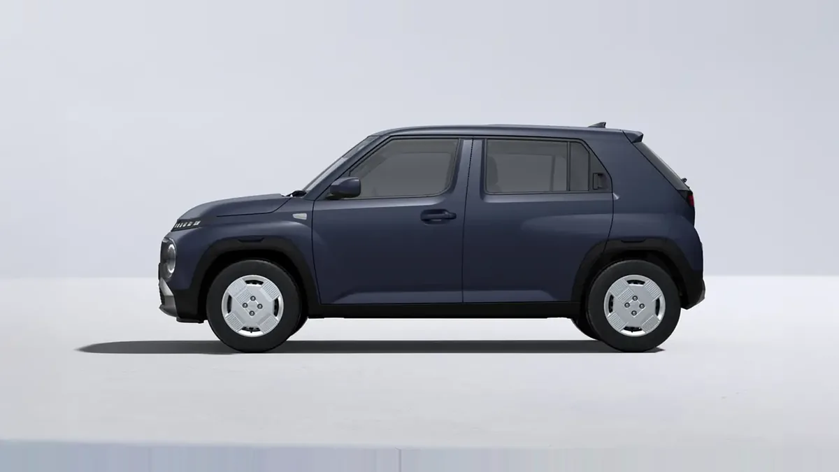 Hyundai Inster 97cv 42kWh Klass de renting para Burgos — Trasera