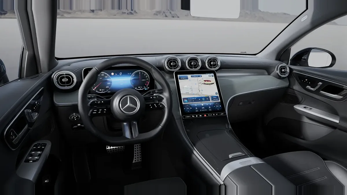 Mercedes-Benz GLC Coupé 300 de 4MATIC QS de renting para Burgos — Delantera