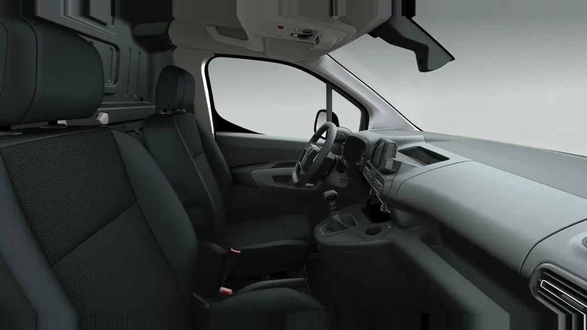 Opel Combo-e Cargo M 800kg de renting para Burgos — Delantera