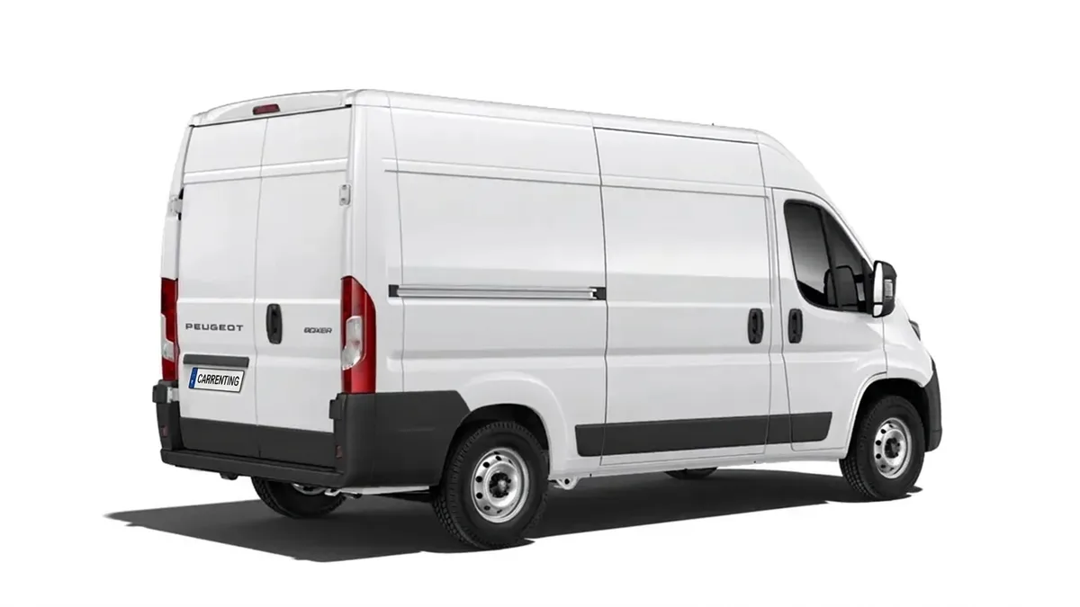 Peugeot Boxer 3.3 L2H2 BHDI 103kW de renting para Burgos — Trasera