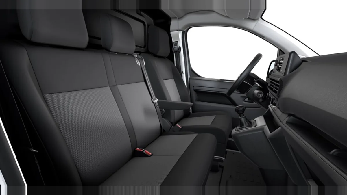 Peugeot Expert Furgón Standard BlueHDi S&S de renting para Burgos — Interior