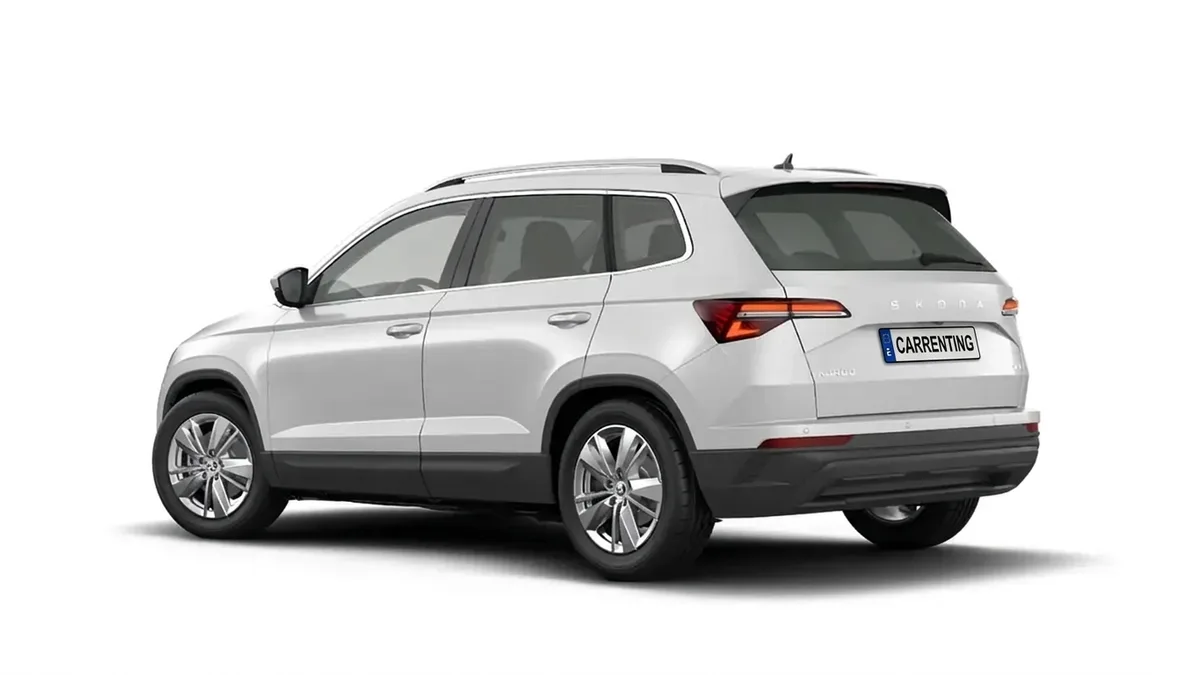 Škoda Karoq Selection 2.0 TDI 150cv 4x4 DSG de renting para Burgos — Interior