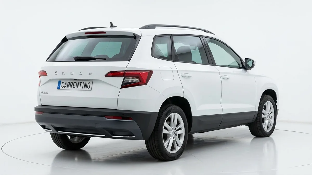 Škoda Karoq Selection 2.0 TDI DSG de renting para Burgos — Interior