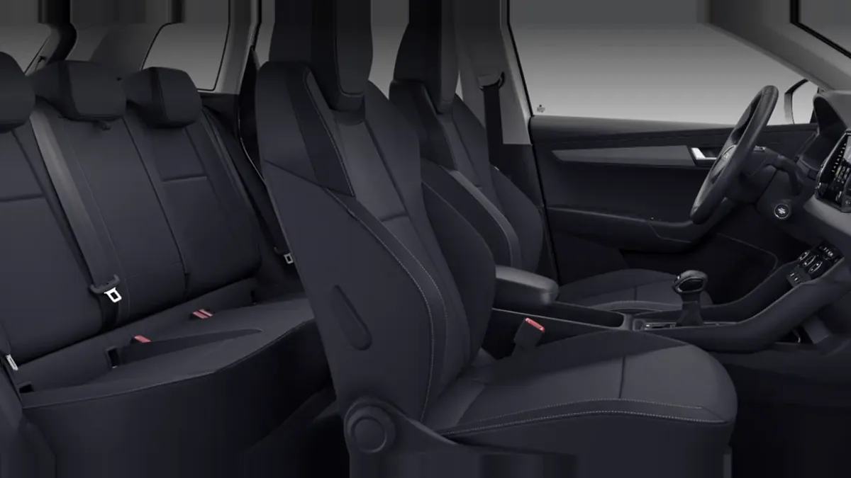 Škoda Karoq Selection 2.0 TDI DSG de renting para Burgos — vista 8