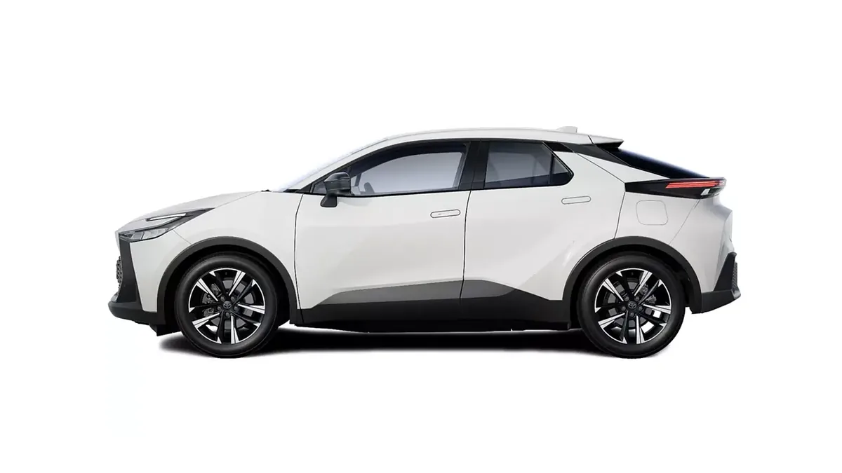 Toyota C-HR Advance Plug-in Hybrid 220 de renting para Burgos — Trasera