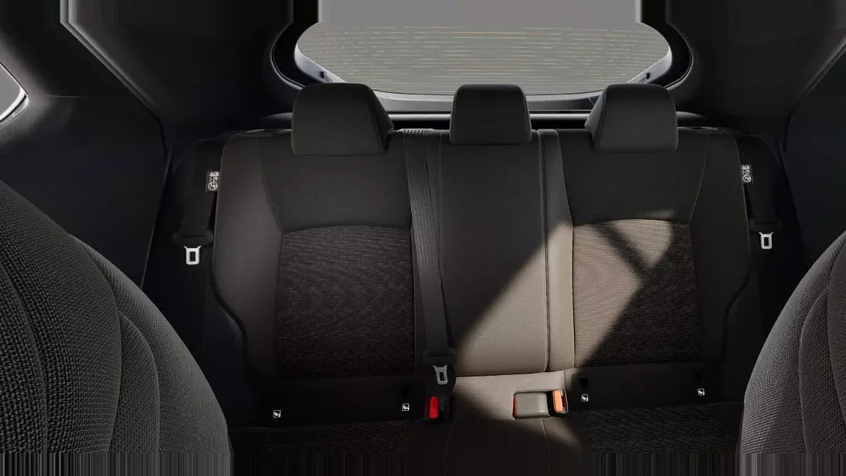 Toyota C-HR Business Hybrid 140 CW de renting para Burgos — vista 6