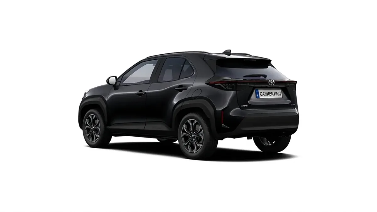 Toyota Yaris Cross 130H e-CVT 5P Active de renting para Burgos — vista 13