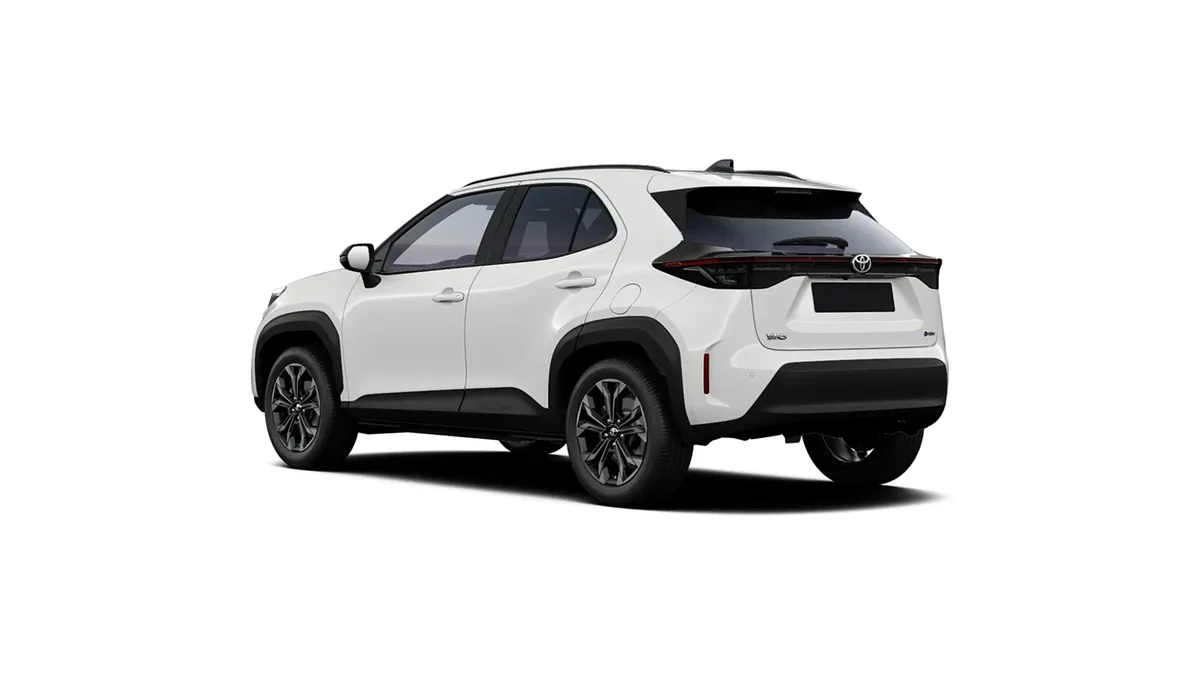 Toyota Yaris Cross 130H e-CVT 5P Active de renting para Burgos — Lateral