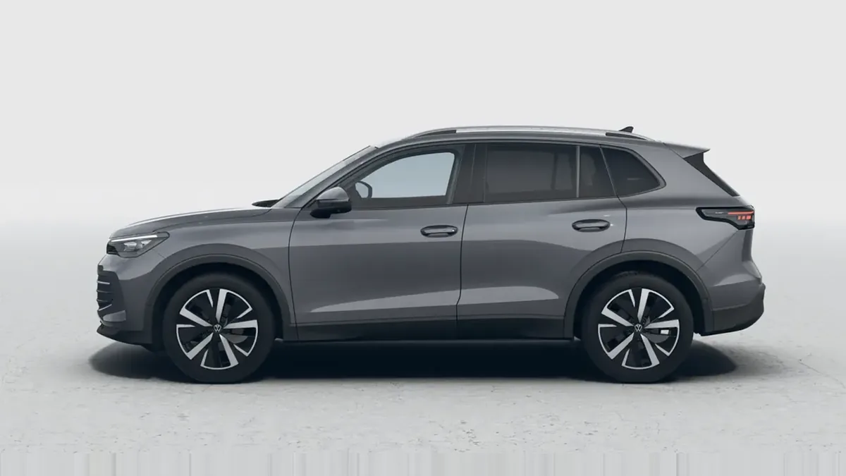 Volkswagen Tiguan "Más" 2.0 TDI DSG de renting para Burgos — Delantera