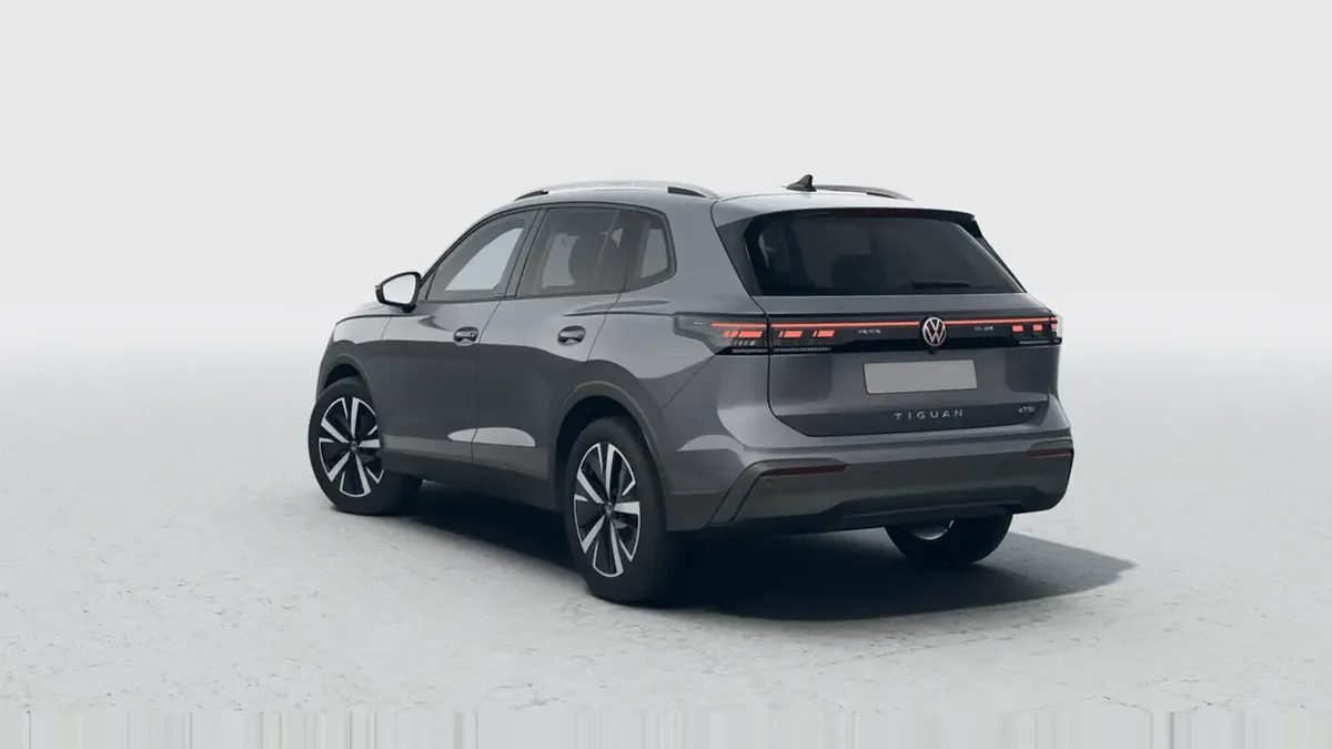 Volkswagen Tiguan "Más" 2.0 TDI DSG de renting para Burgos — vista 6